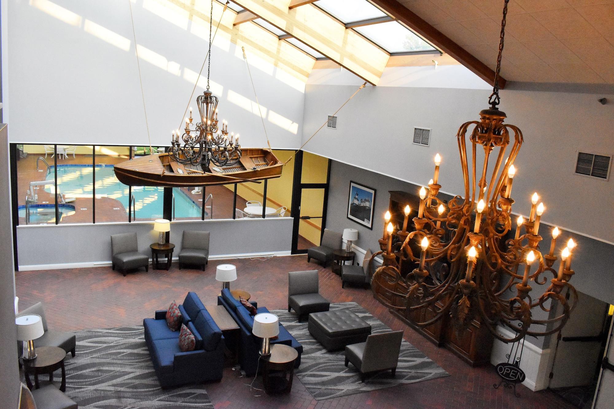 The Inn On Maritime Bay, Ascend Hotel Collection Manitowoc Bagian luar foto