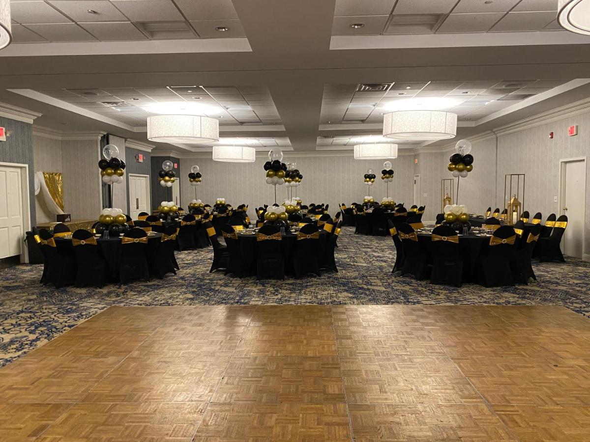 The Inn On Maritime Bay, Ascend Hotel Collection Manitowoc Bagian luar foto