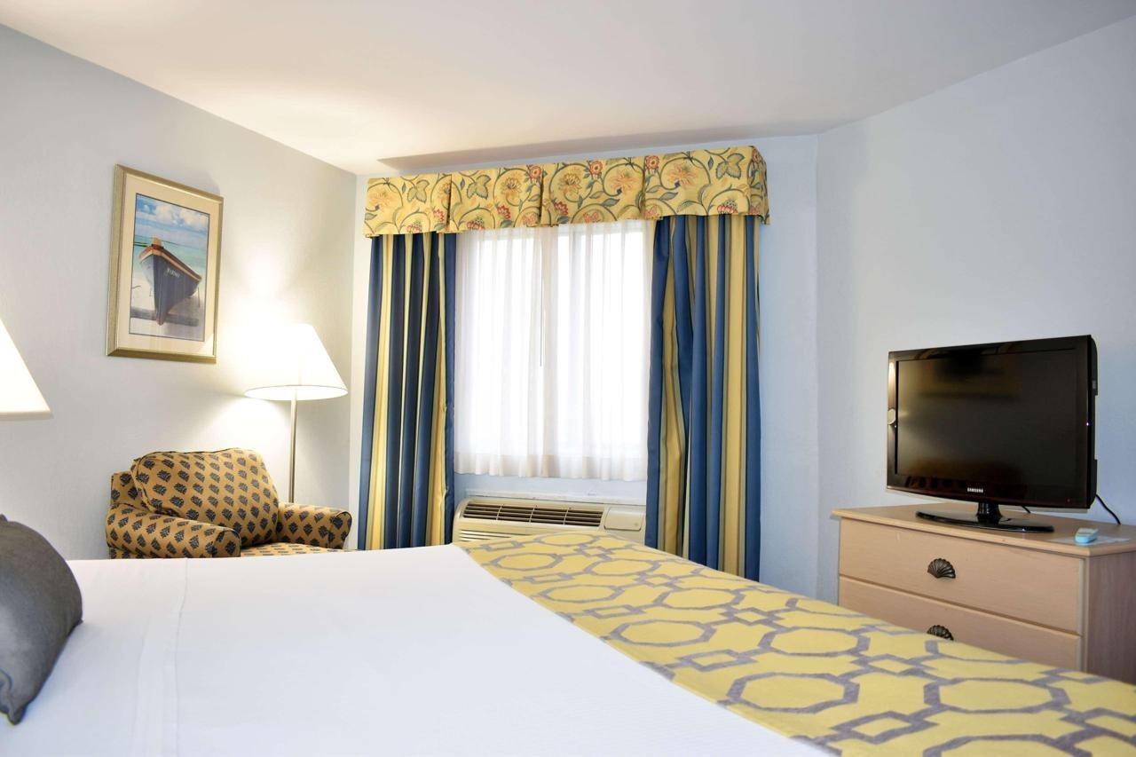 The Inn On Maritime Bay, Ascend Hotel Collection Manitowoc Bagian luar foto