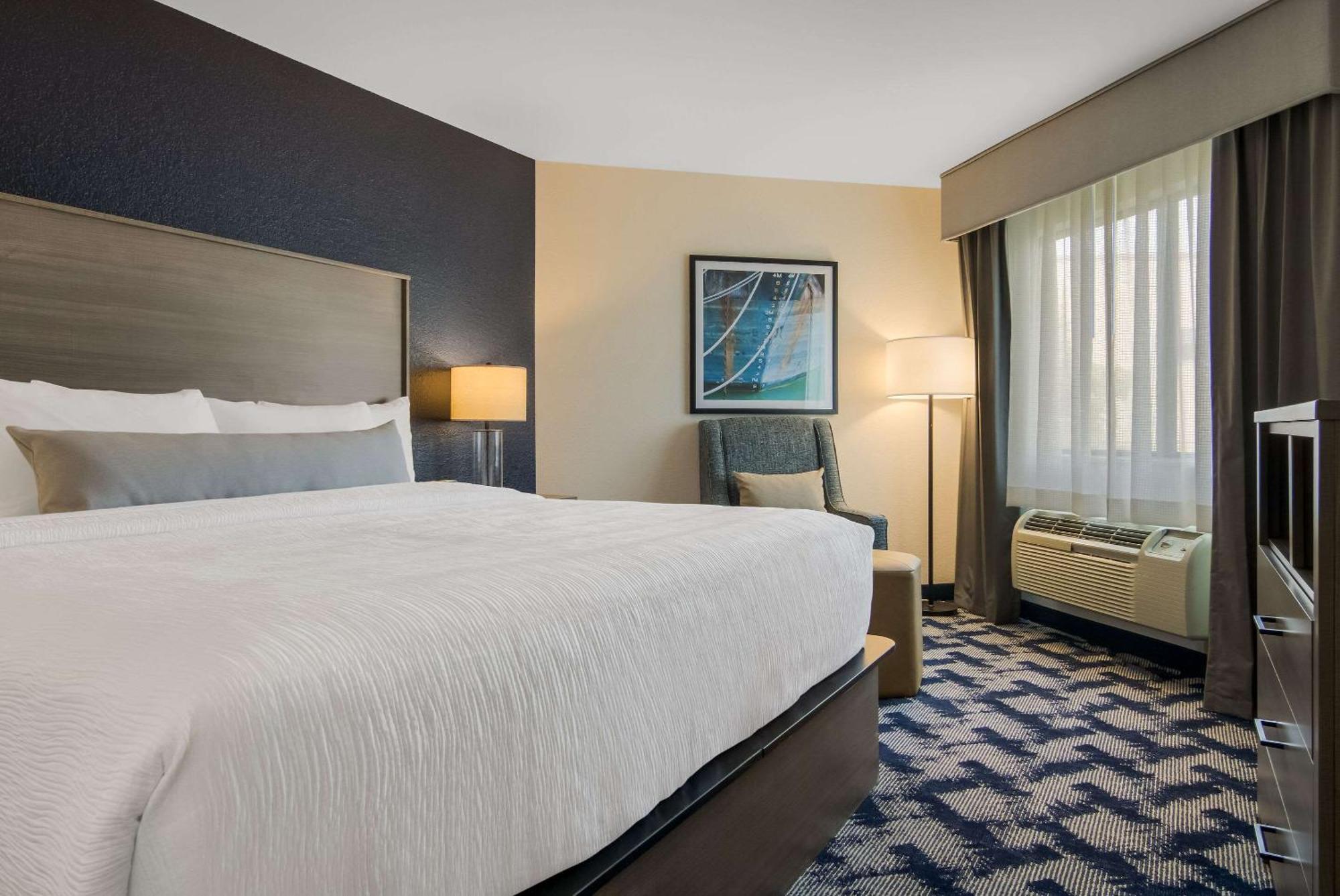 The Inn On Maritime Bay, Ascend Hotel Collection Manitowoc Bagian luar foto