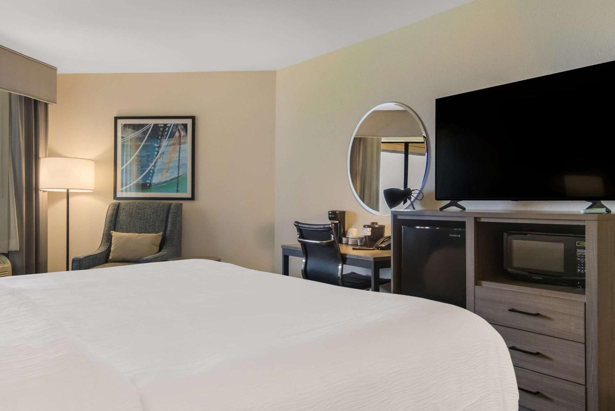 The Inn On Maritime Bay, Ascend Hotel Collection Manitowoc Bagian luar foto