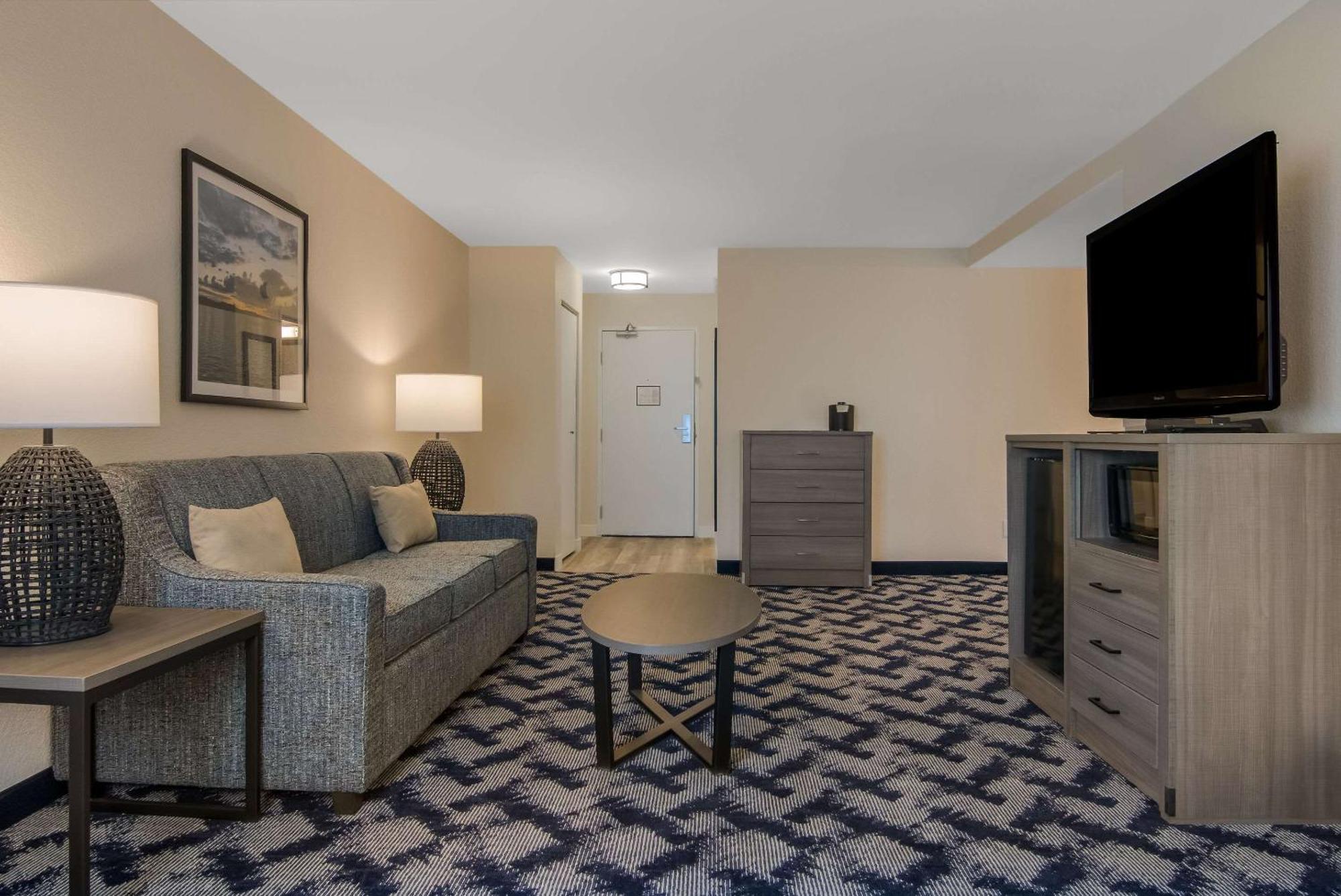 The Inn On Maritime Bay, Ascend Hotel Collection Manitowoc Bagian luar foto