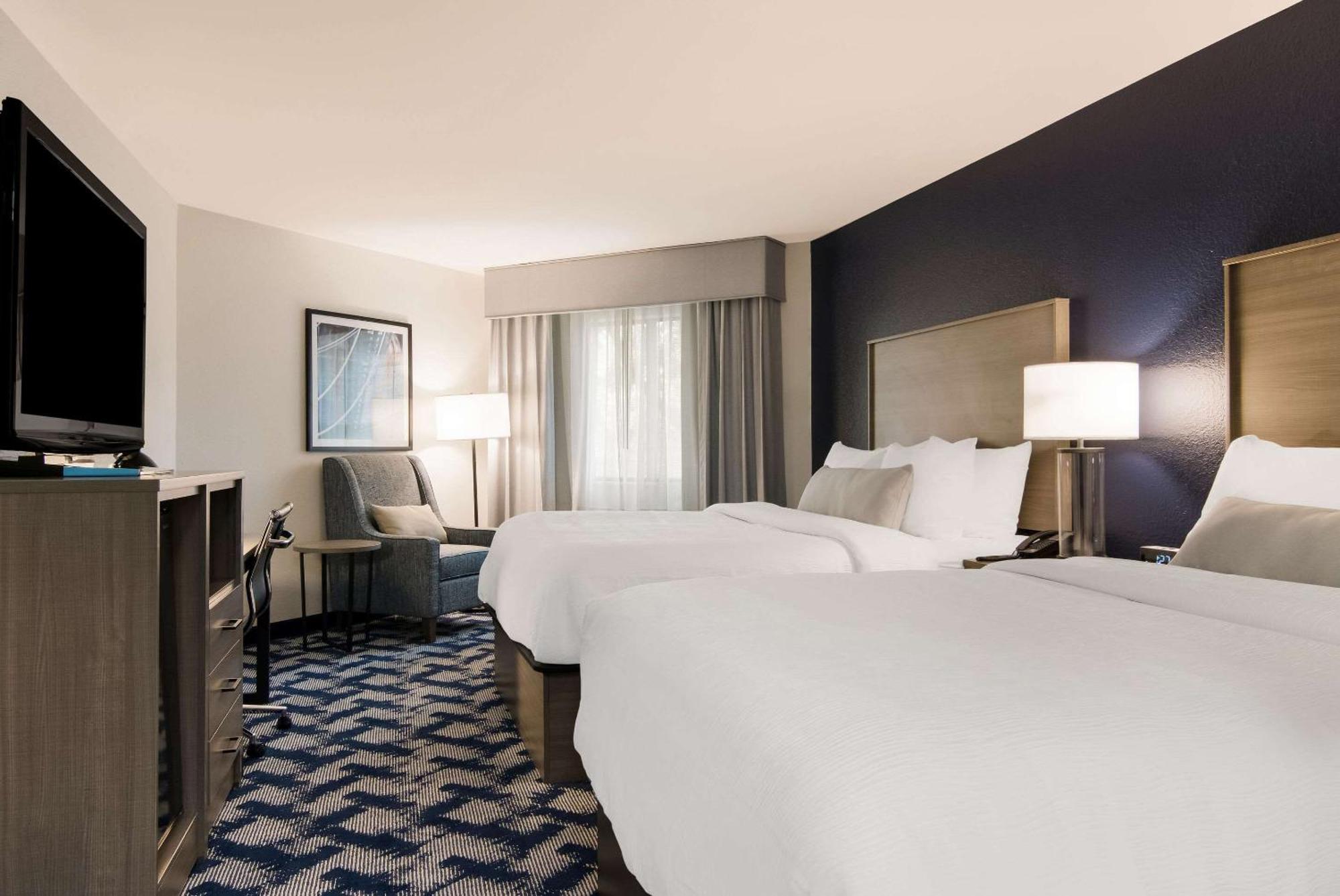 The Inn On Maritime Bay, Ascend Hotel Collection Manitowoc Bagian luar foto