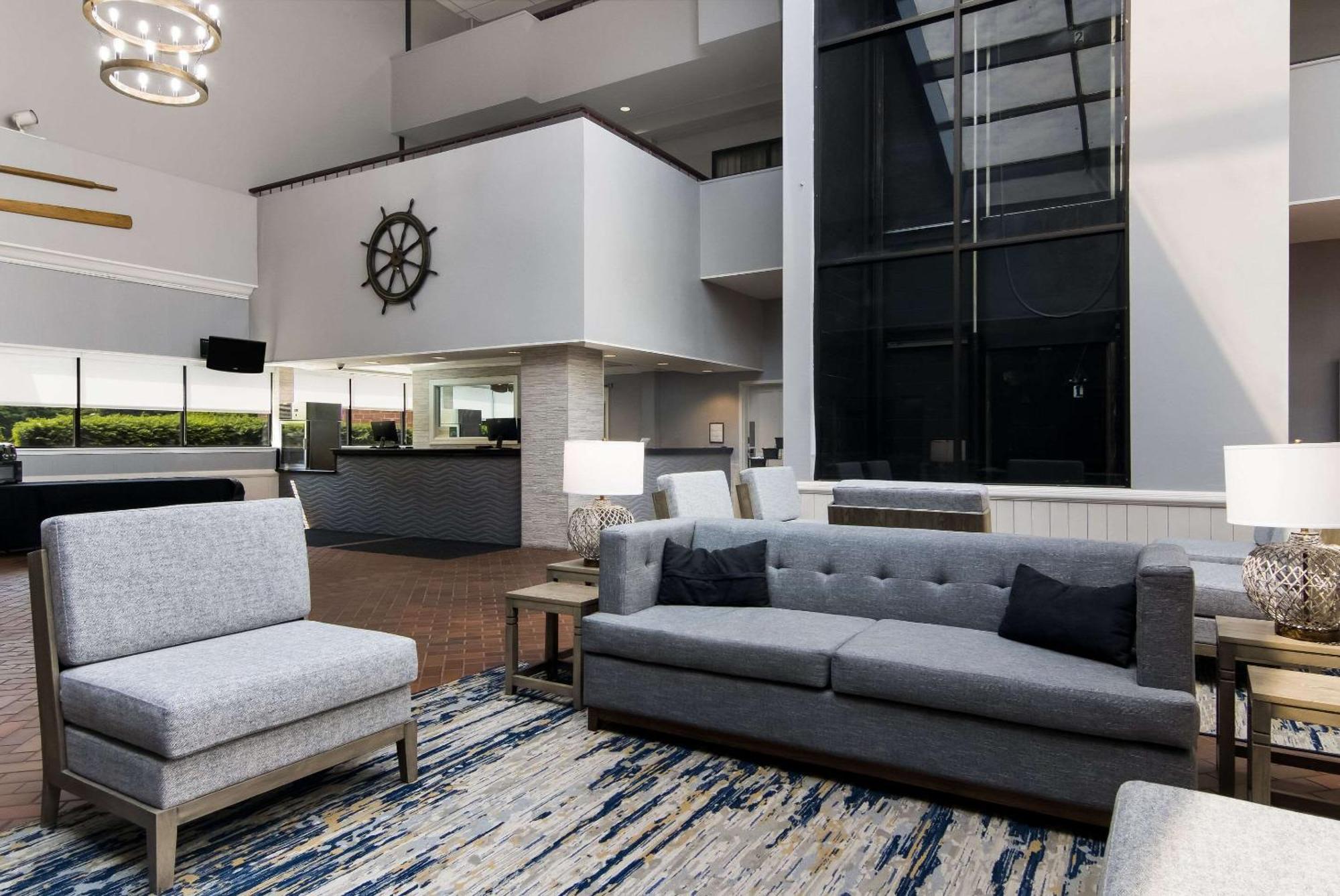 The Inn On Maritime Bay, Ascend Hotel Collection Manitowoc Bagian luar foto