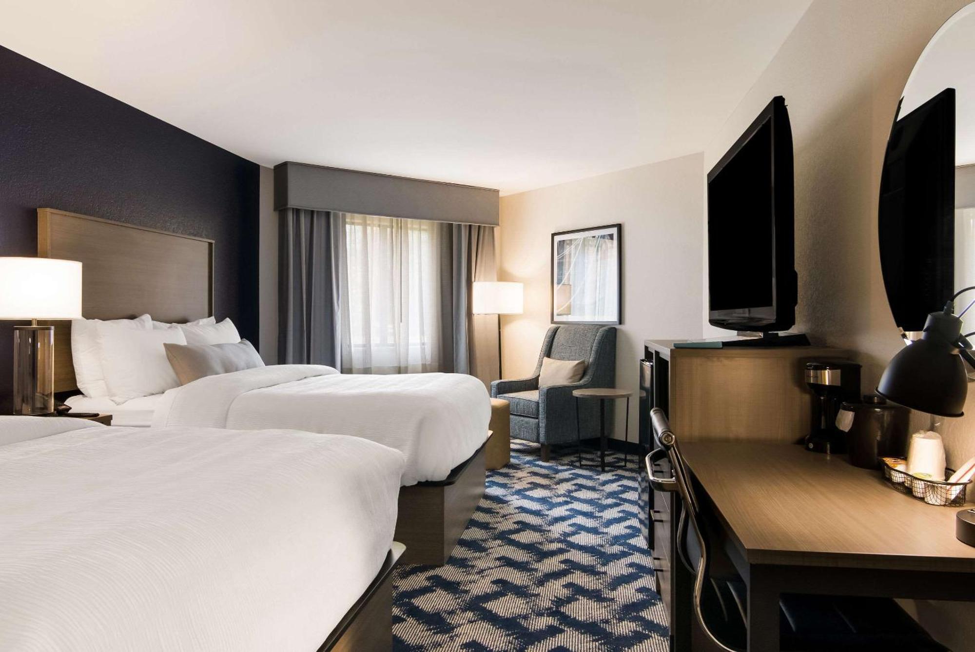 The Inn On Maritime Bay, Ascend Hotel Collection Manitowoc Bagian luar foto